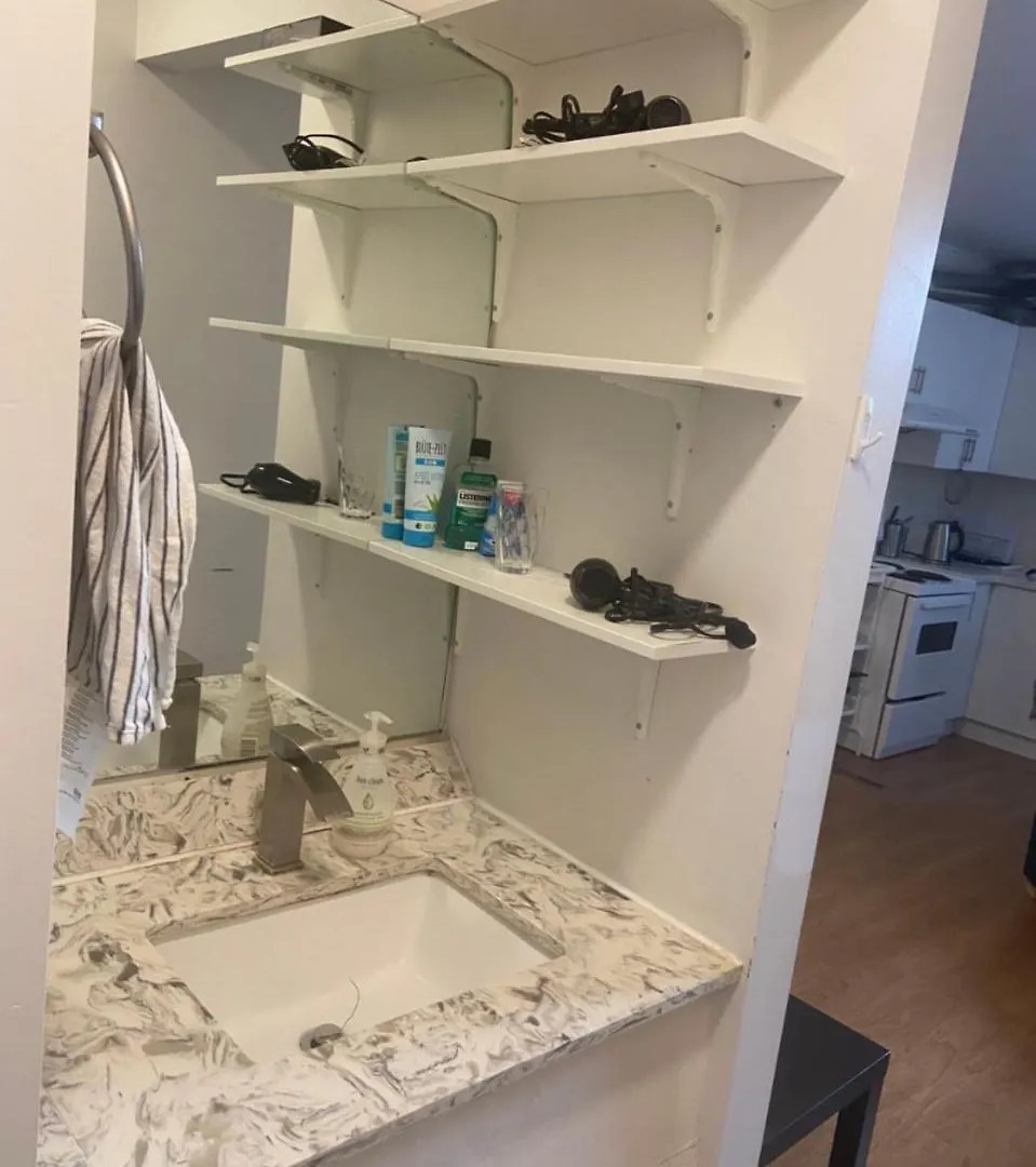Guest house Double Room With Shared Bathroom 536B Toronto Canada